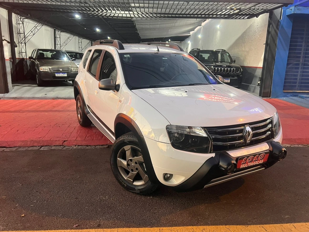 RENAULT DUSTER