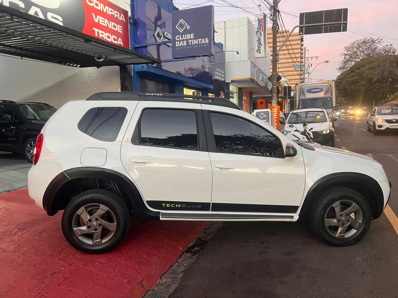 RENAULT DUSTER