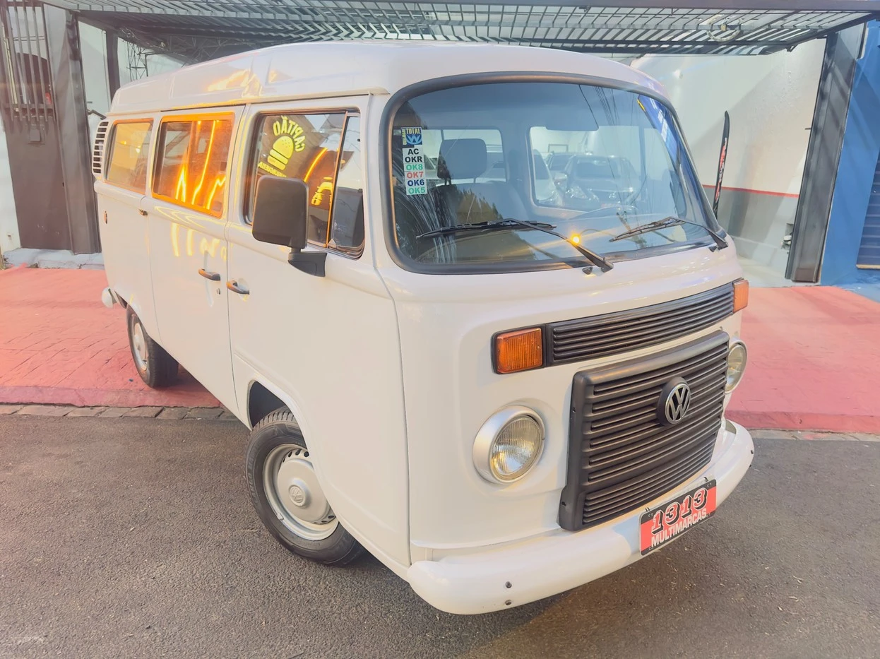 VOLKSWAGEN KOMBI