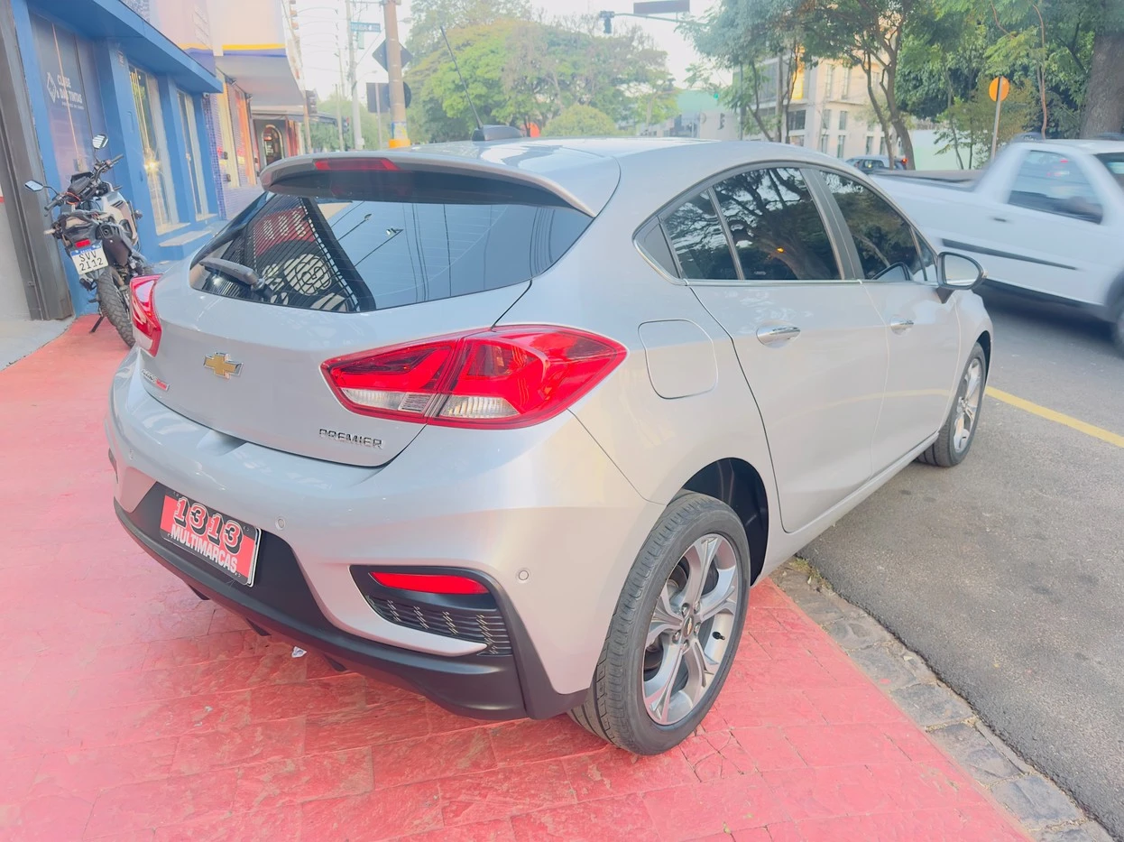 CHEVROLET CRUZE
