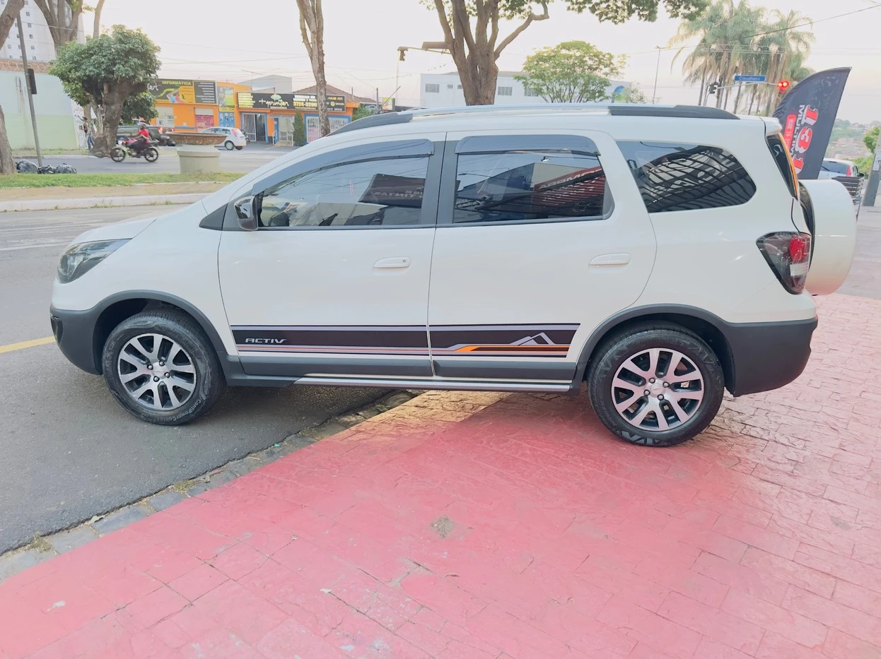 CHEVROLET SPIN