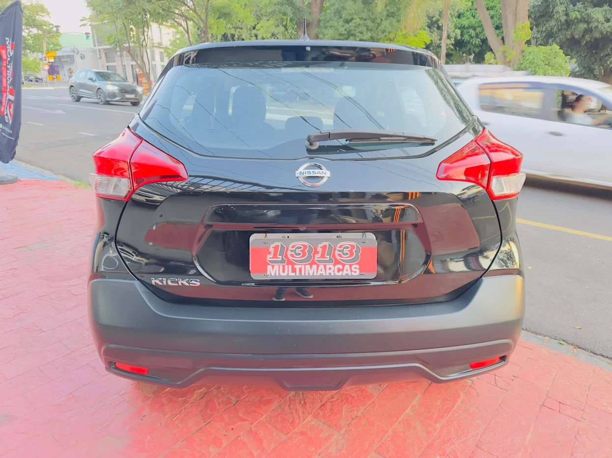 NISSAN KICKS