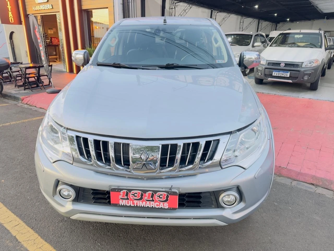 MITSUBISHI L200 TRITON