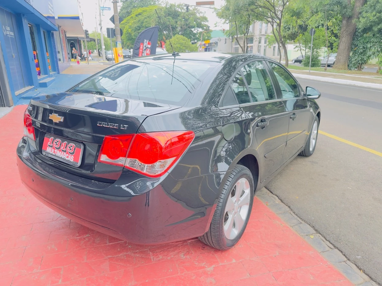 CHEVROLET CRUZE