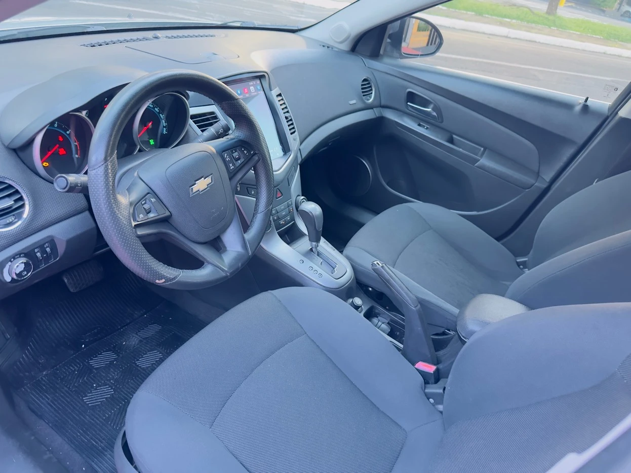 CHEVROLET CRUZE