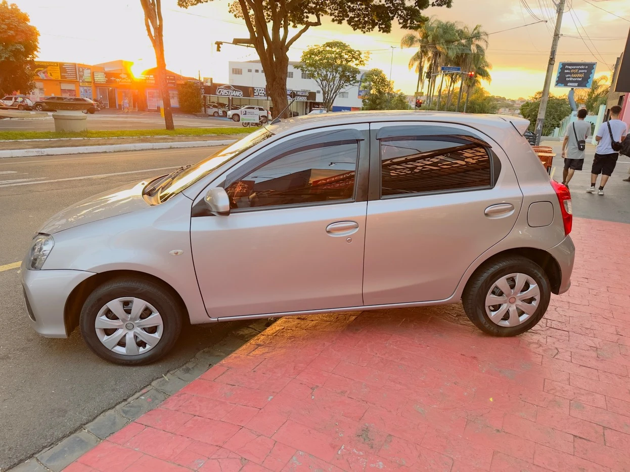 TOYOTA ETIOS