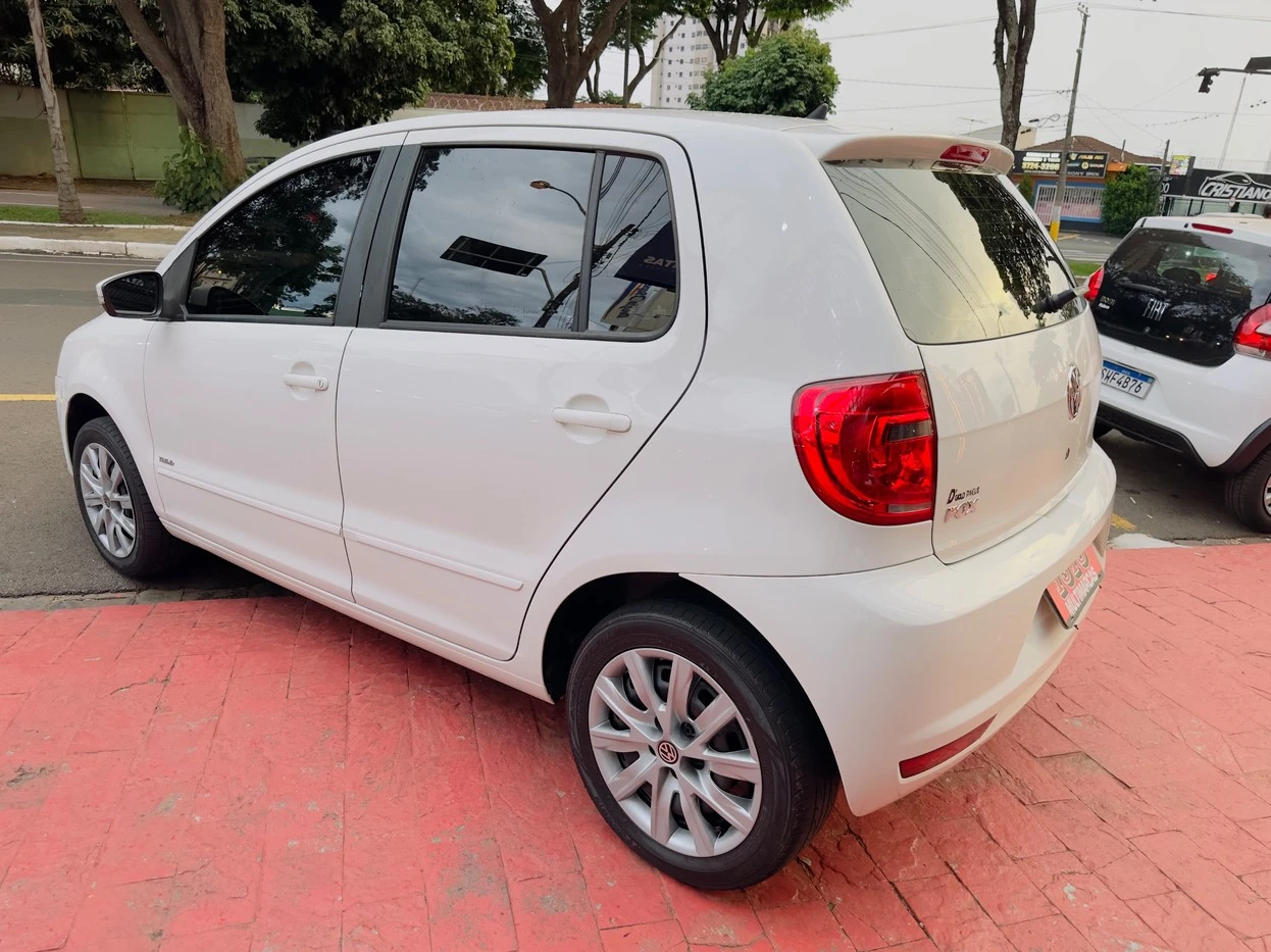 VOLKSWAGEN FOX