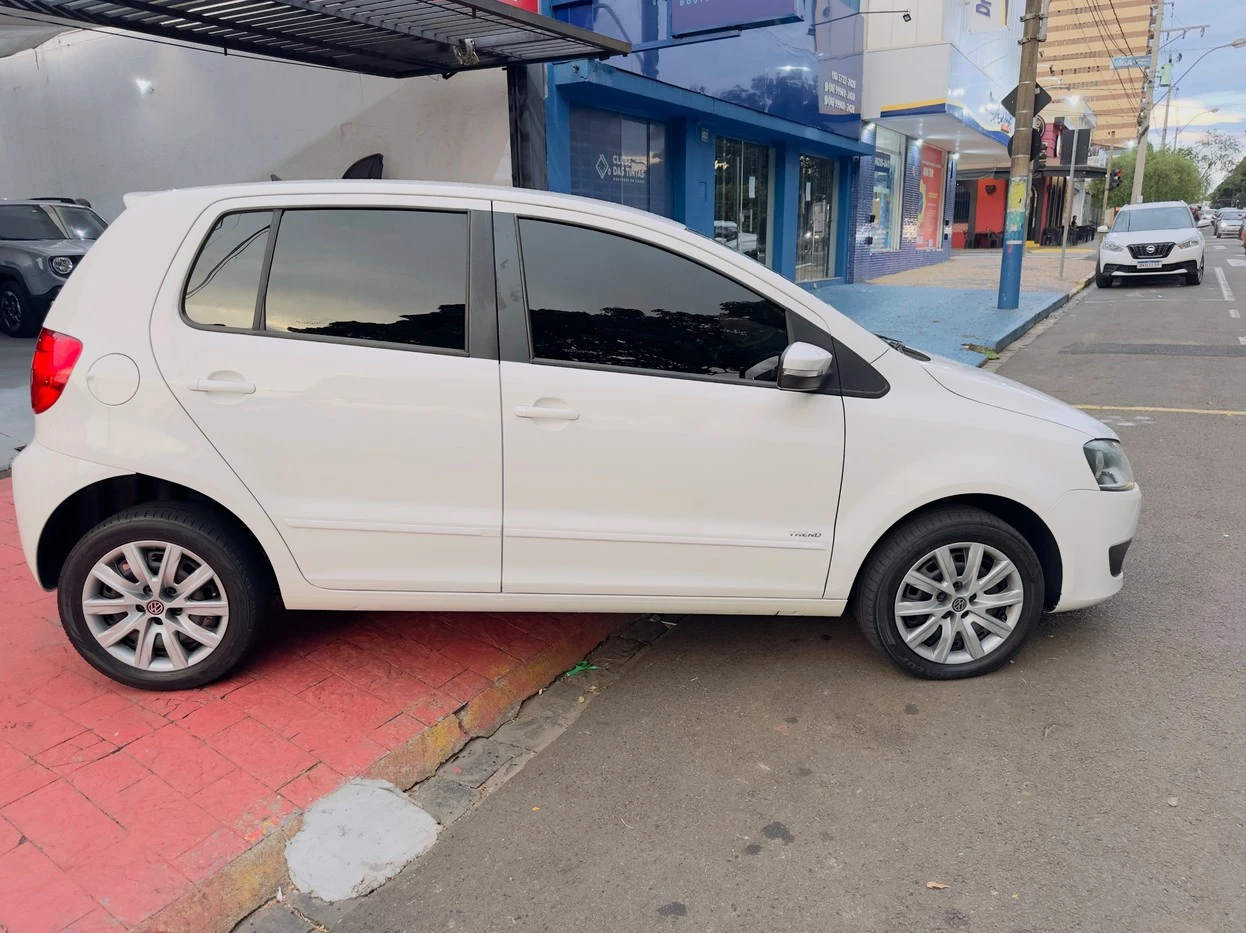 VOLKSWAGEN FOX