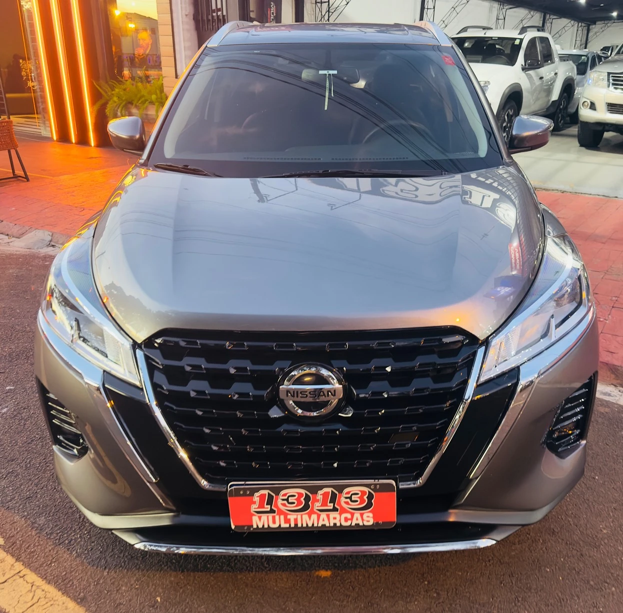 NISSAN KICKS
