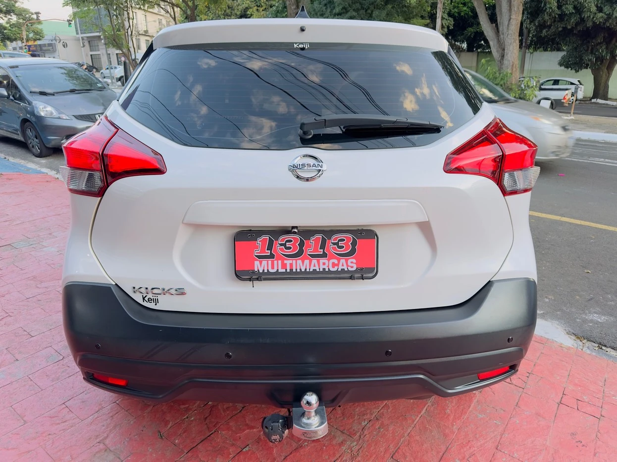 NISSAN KICKS