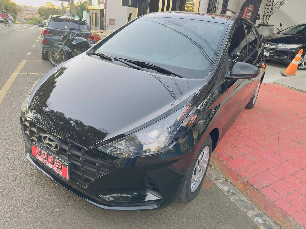 HYUNDAI HB20