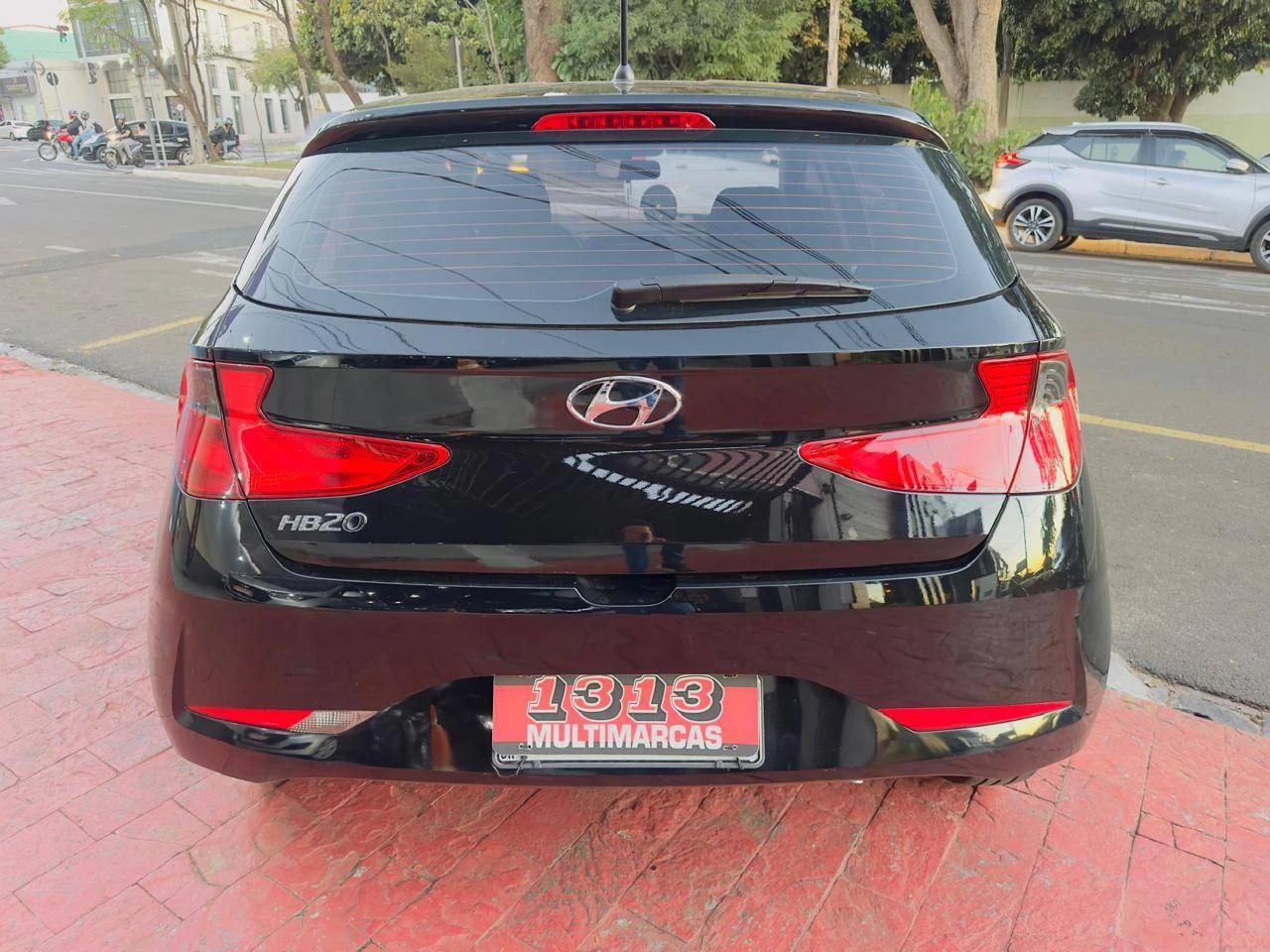 HYUNDAI HB20