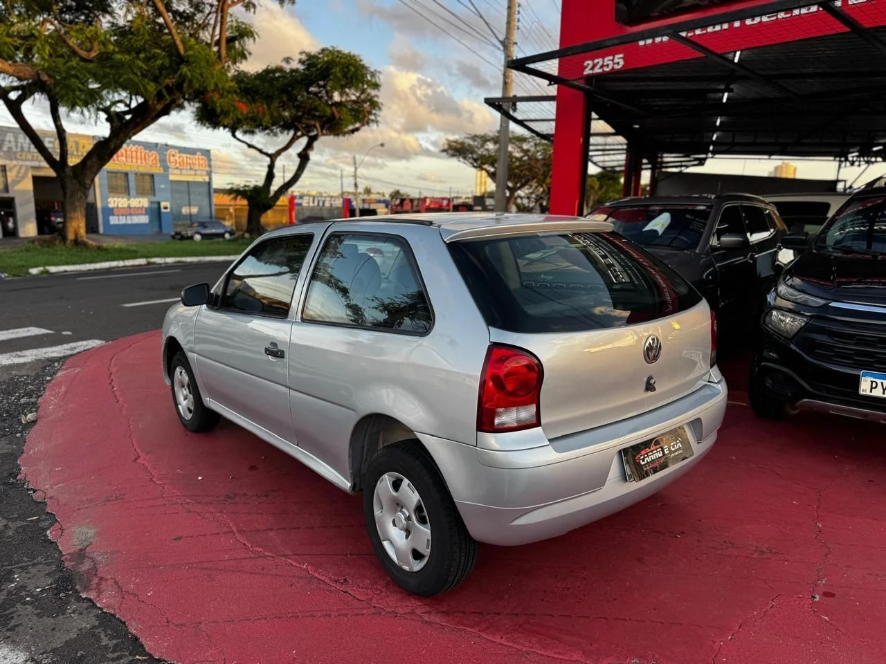 VOLKSWAGEN GOL