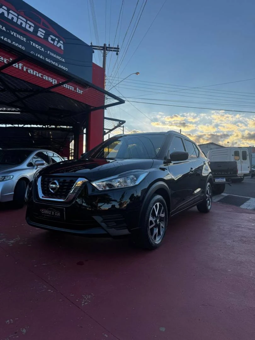 NISSAN KICKS