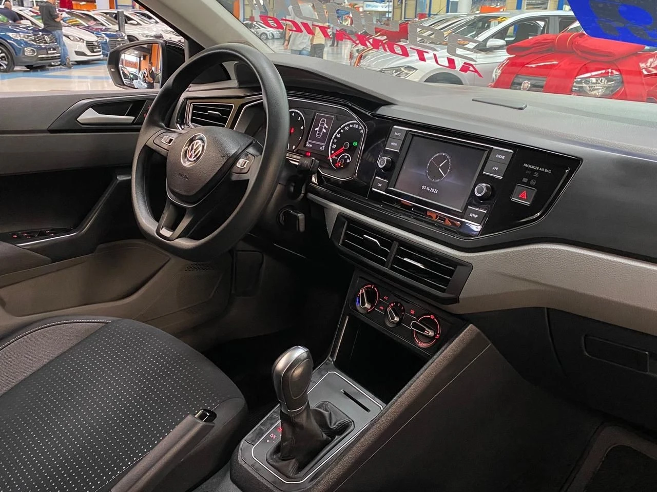 VOLKSWAGEN VIRTUS