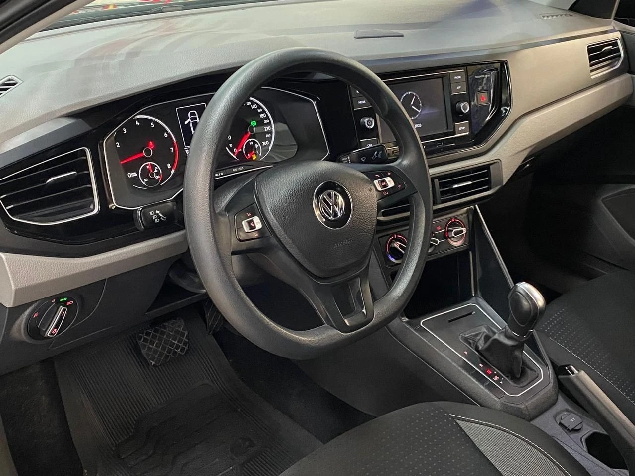 VOLKSWAGEN VIRTUS