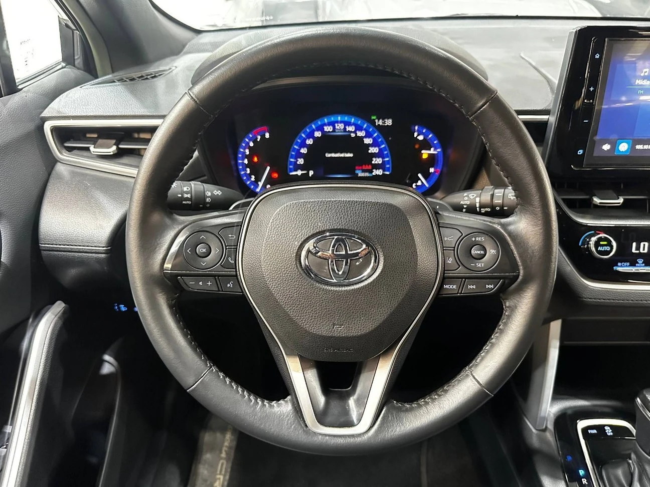 TOYOTA COROLLA CROSS