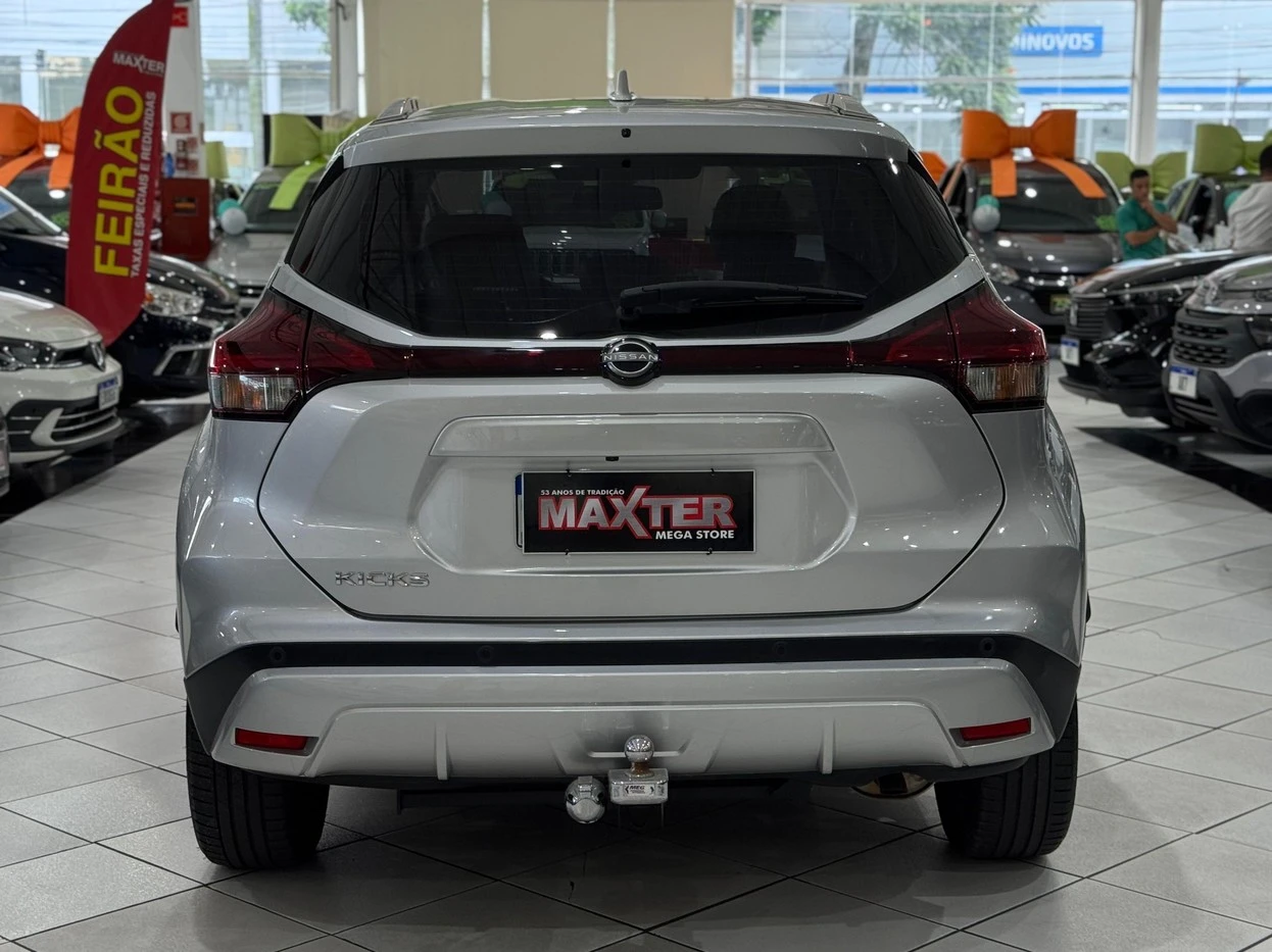NISSAN KICKS