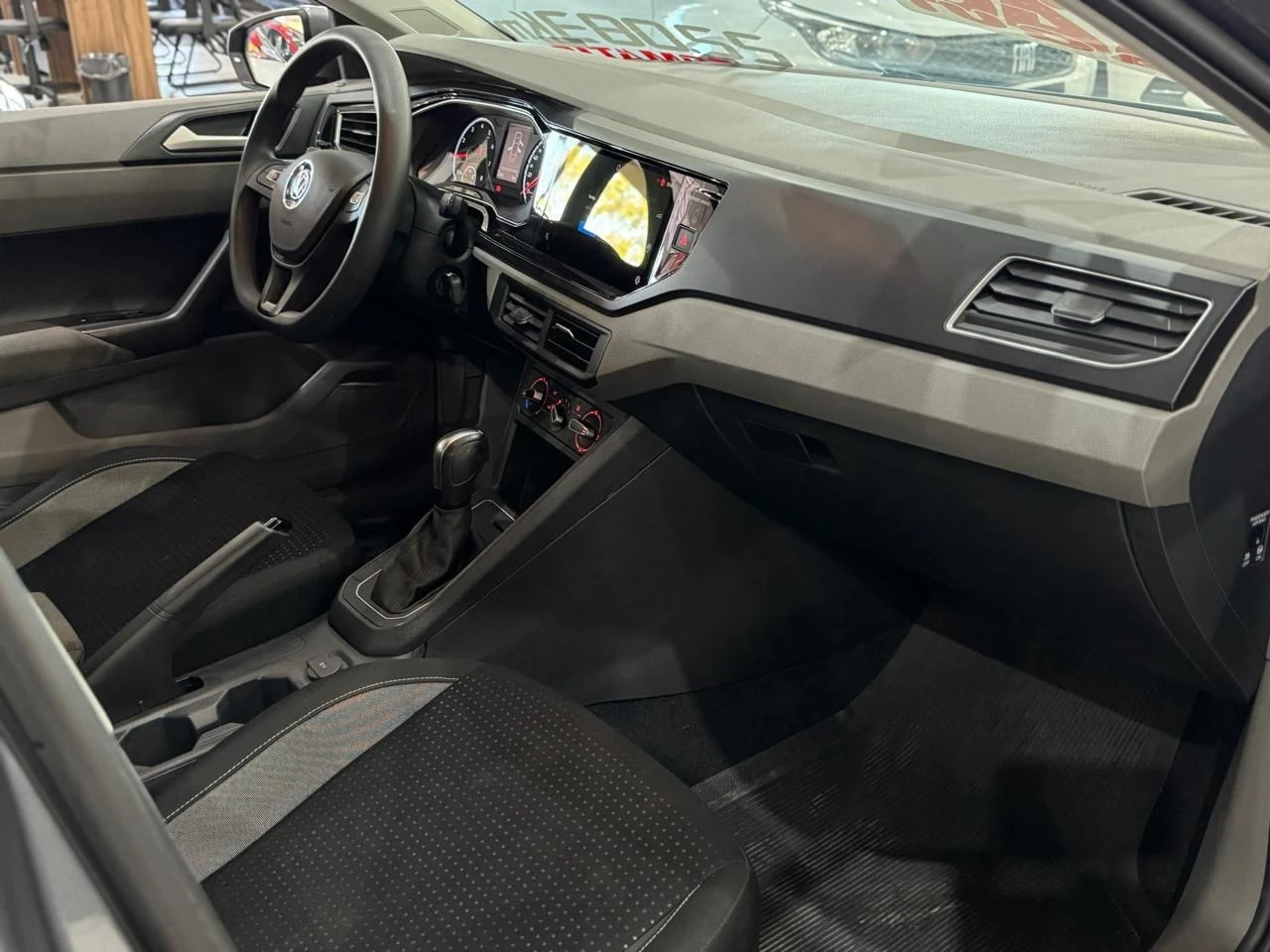VOLKSWAGEN VIRTUS