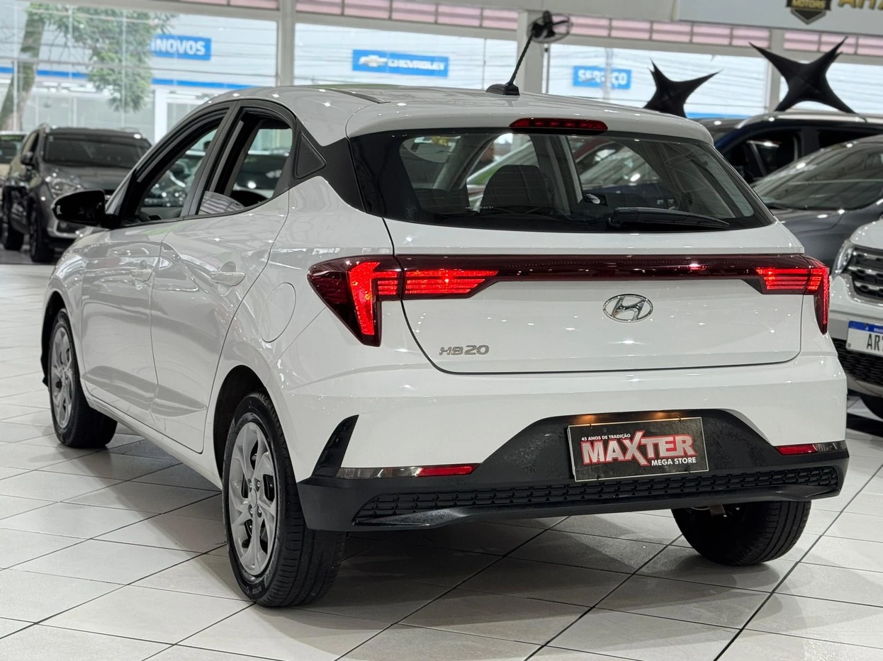 HYUNDAI HB20
