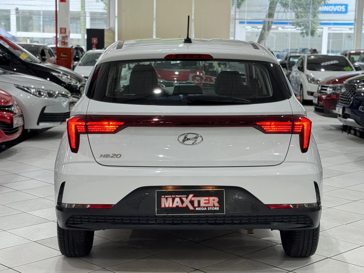 HYUNDAI HB20