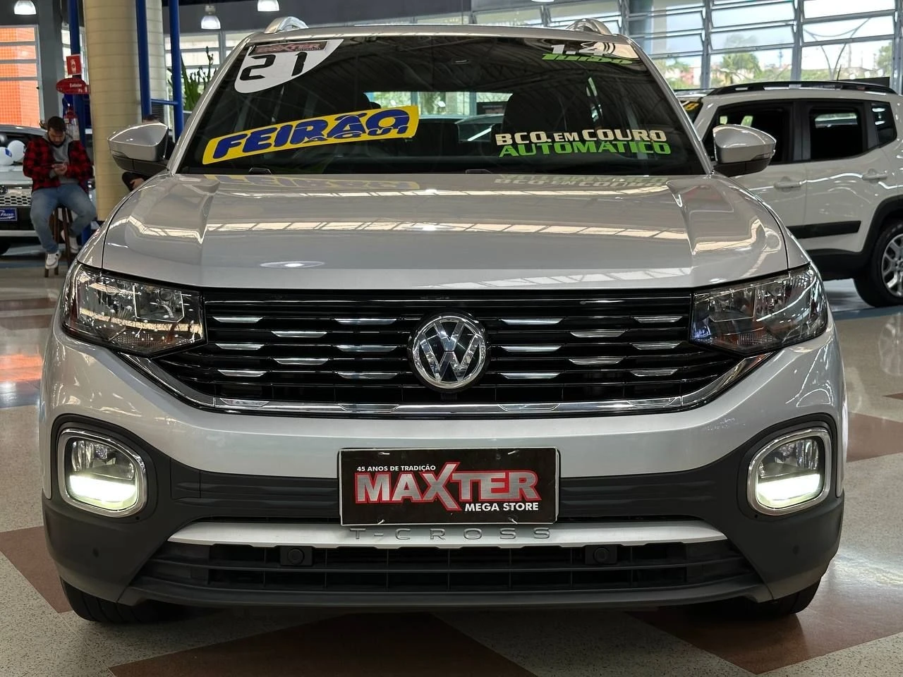 VOLKSWAGEN T-CROSS