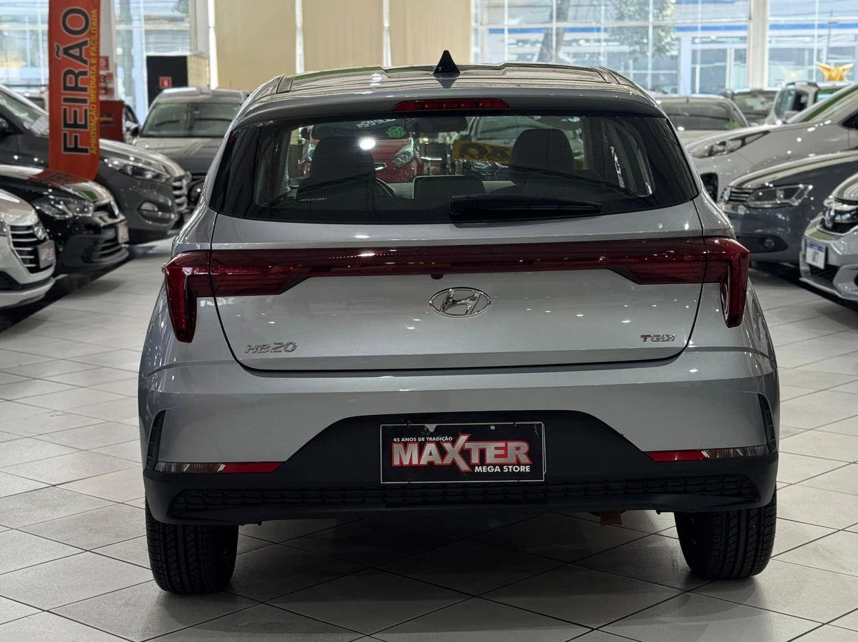 HYUNDAI HB20
