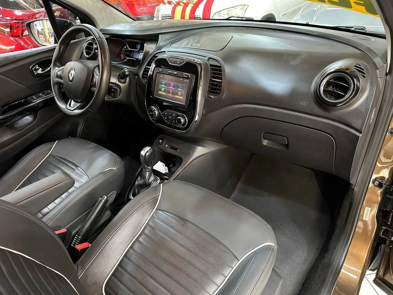 RENAULT CAPTUR