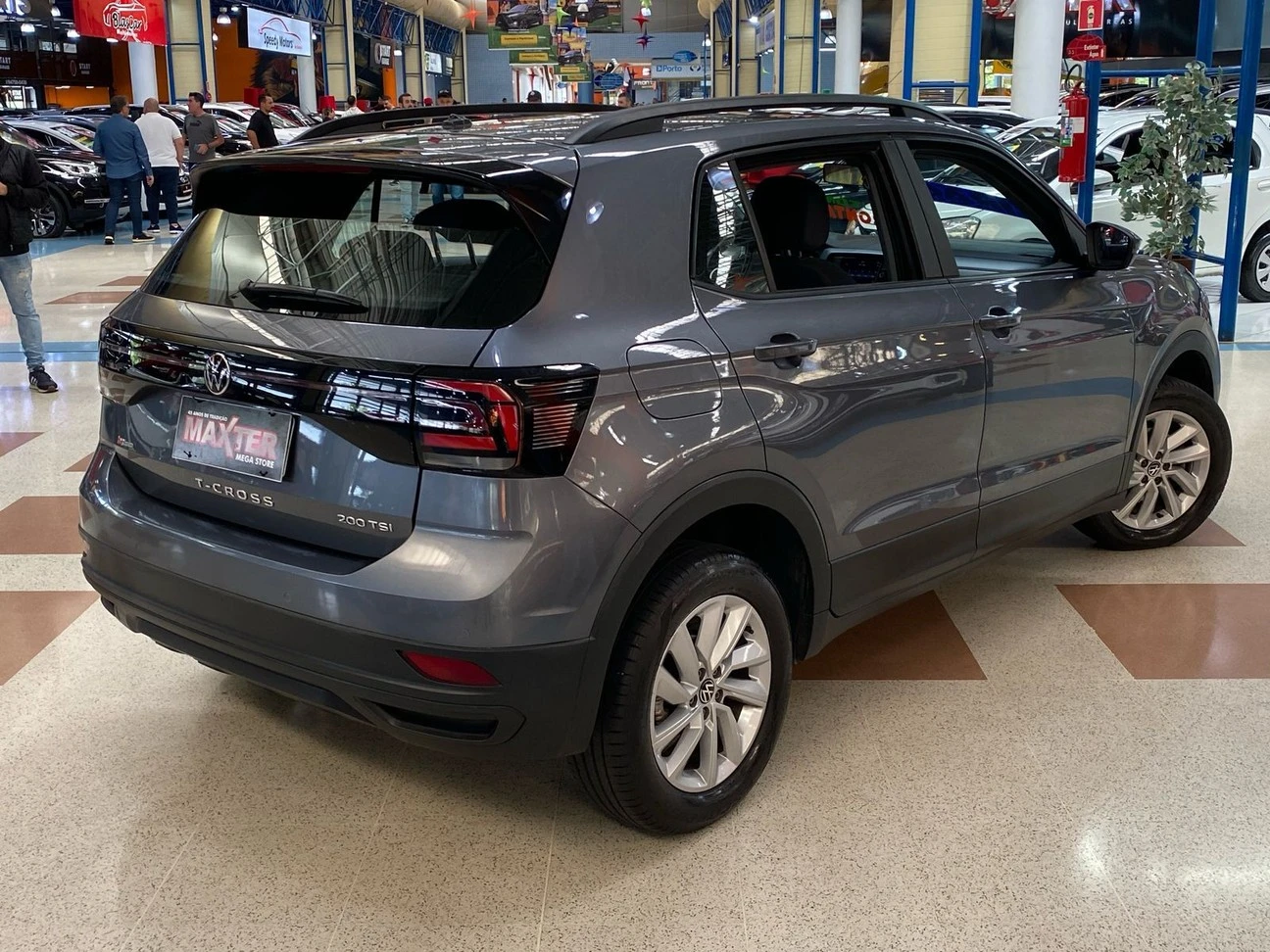 VOLKSWAGEN T-CROSS