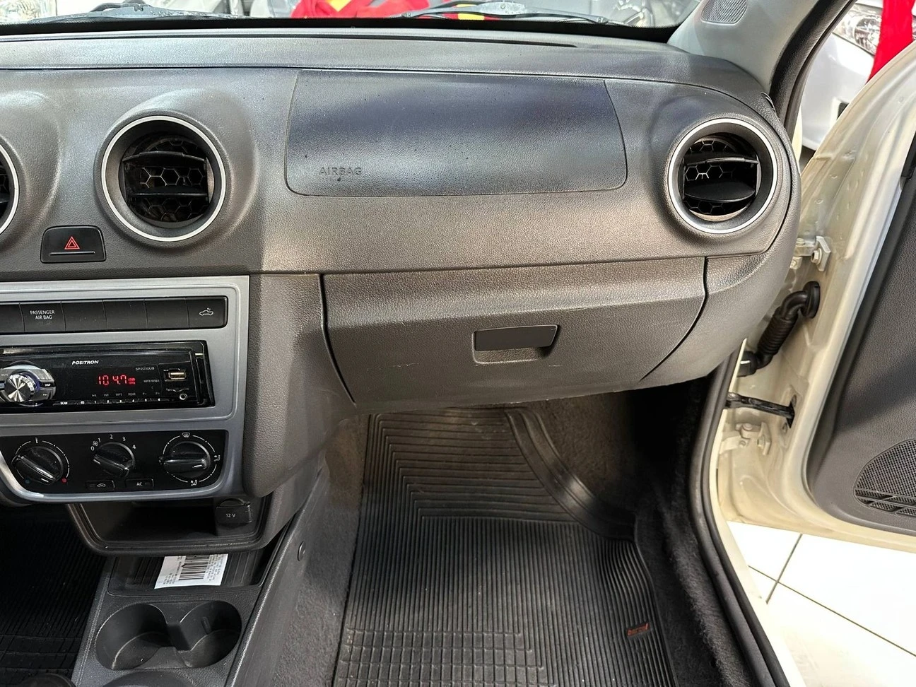 VOLKSWAGEN SAVEIRO