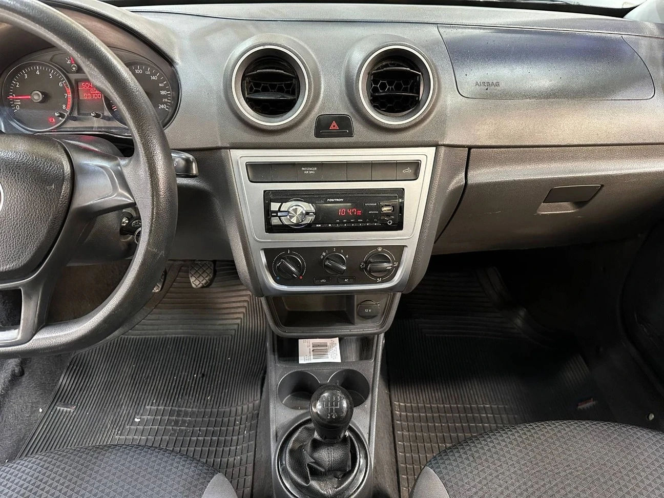 VOLKSWAGEN SAVEIRO
