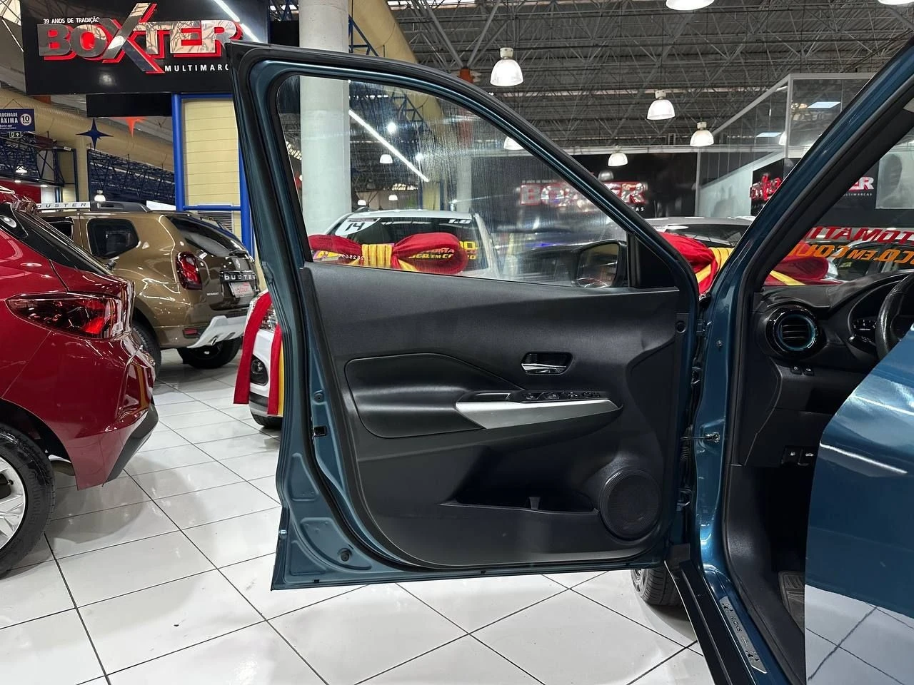 NISSAN KICKS