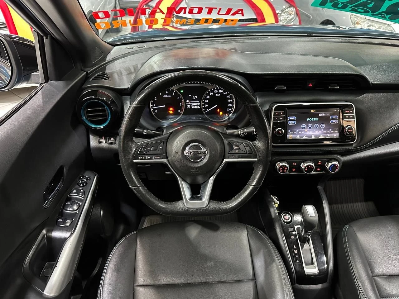 NISSAN KICKS