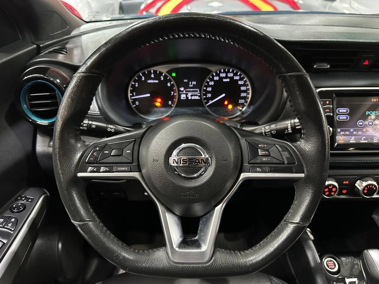 NISSAN KICKS
