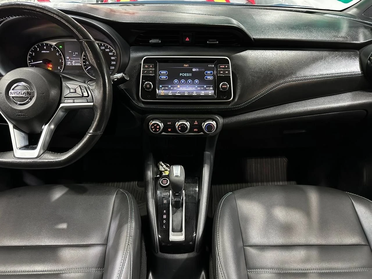 NISSAN KICKS