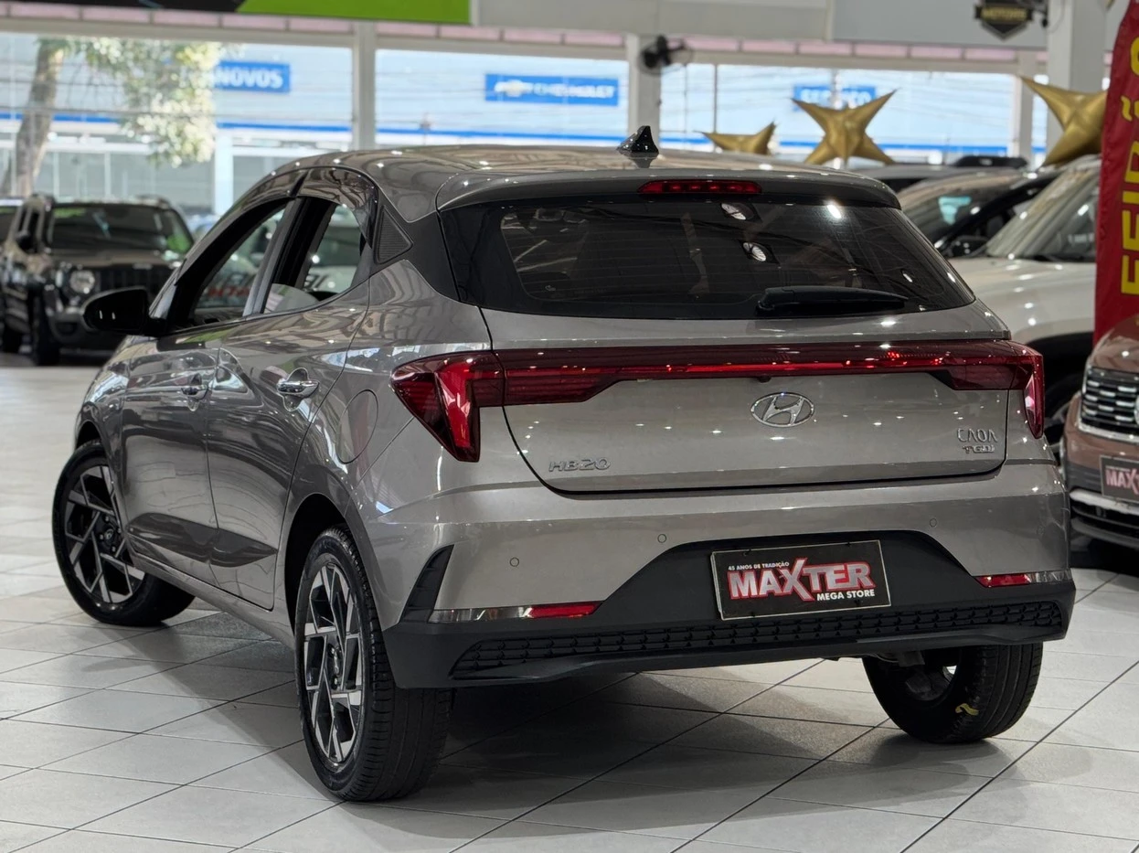 HYUNDAI HB20