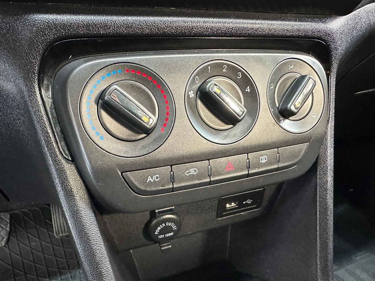 CHERY TIGGO 2