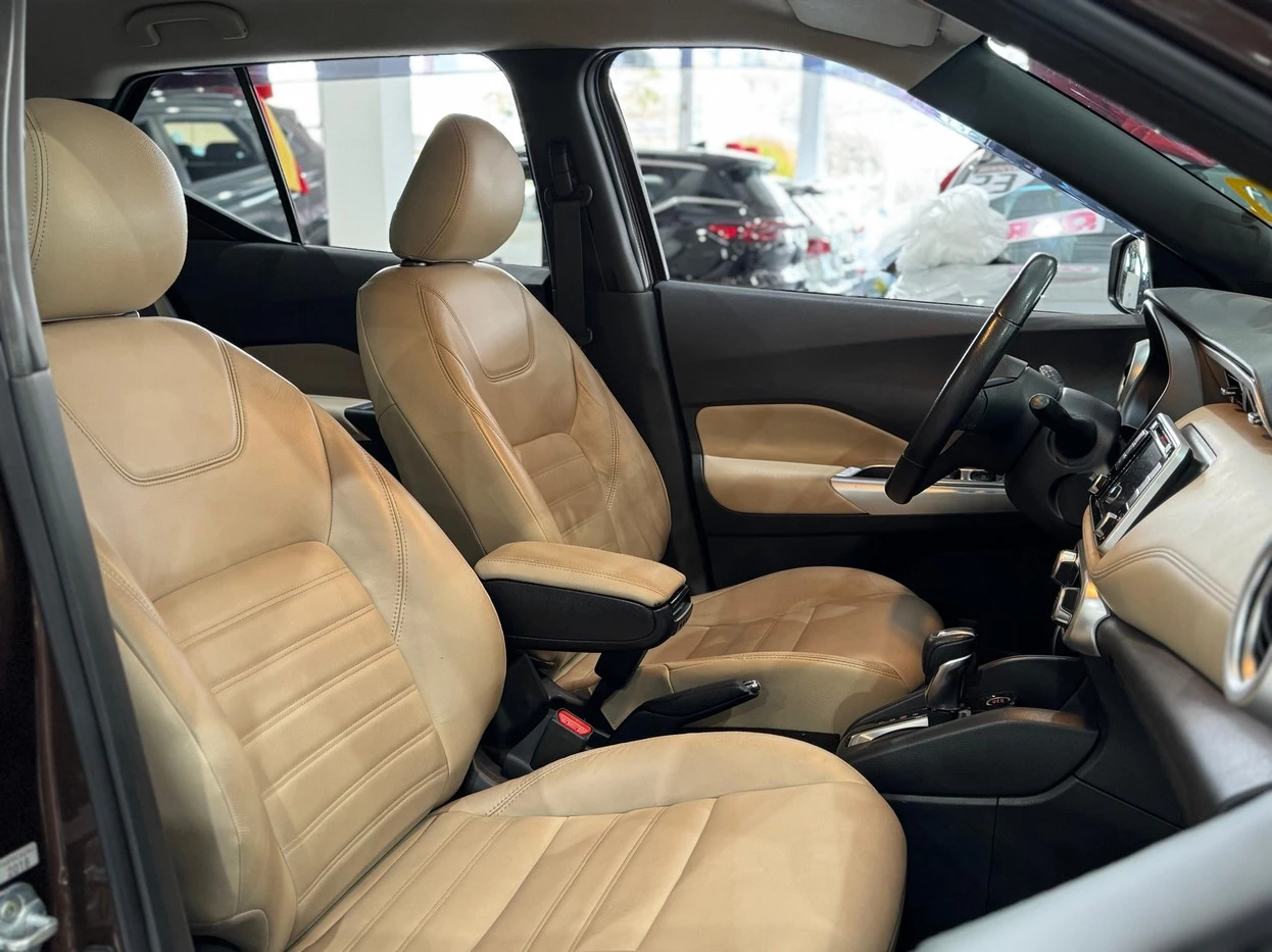 NISSAN KICKS