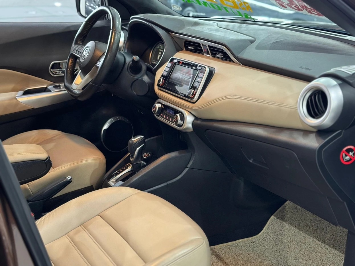 NISSAN KICKS