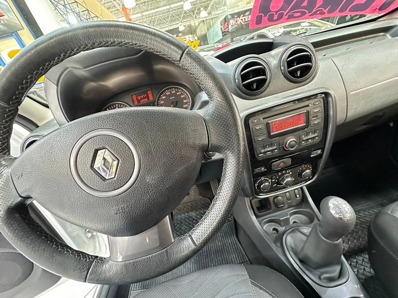 RENAULT DUSTER