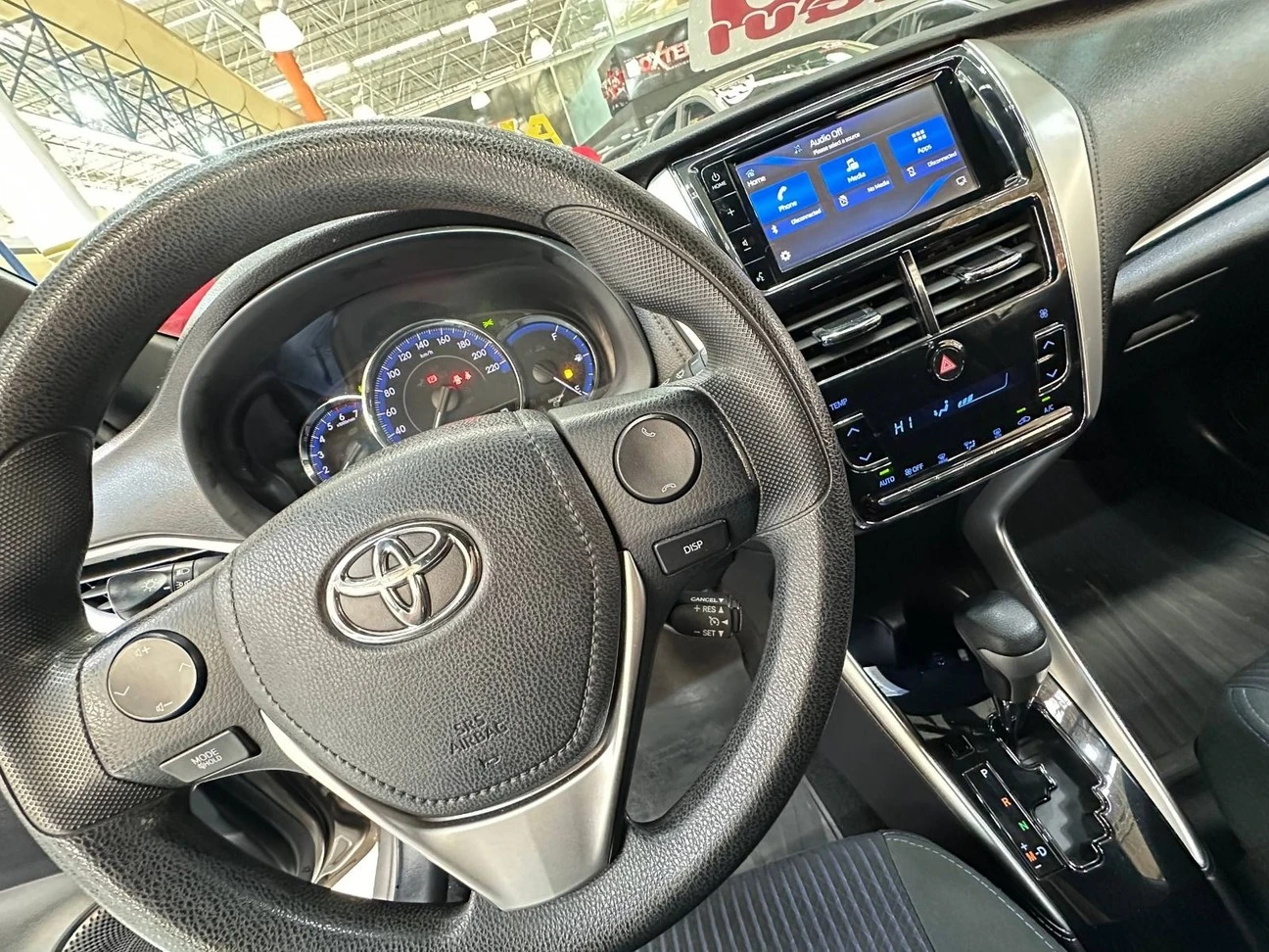 TOYOTA YARIS