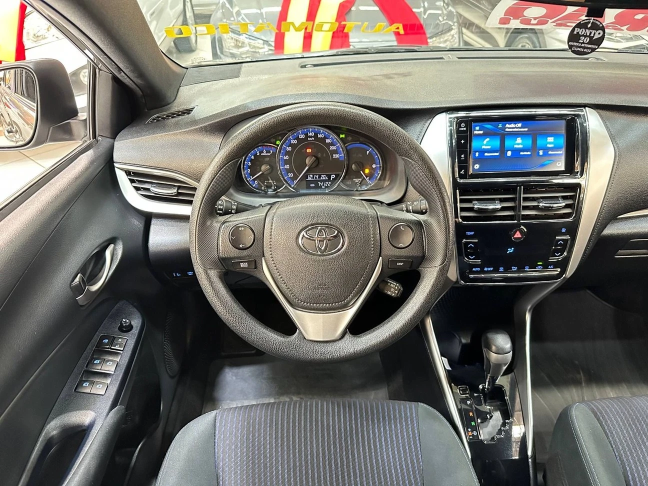TOYOTA YARIS