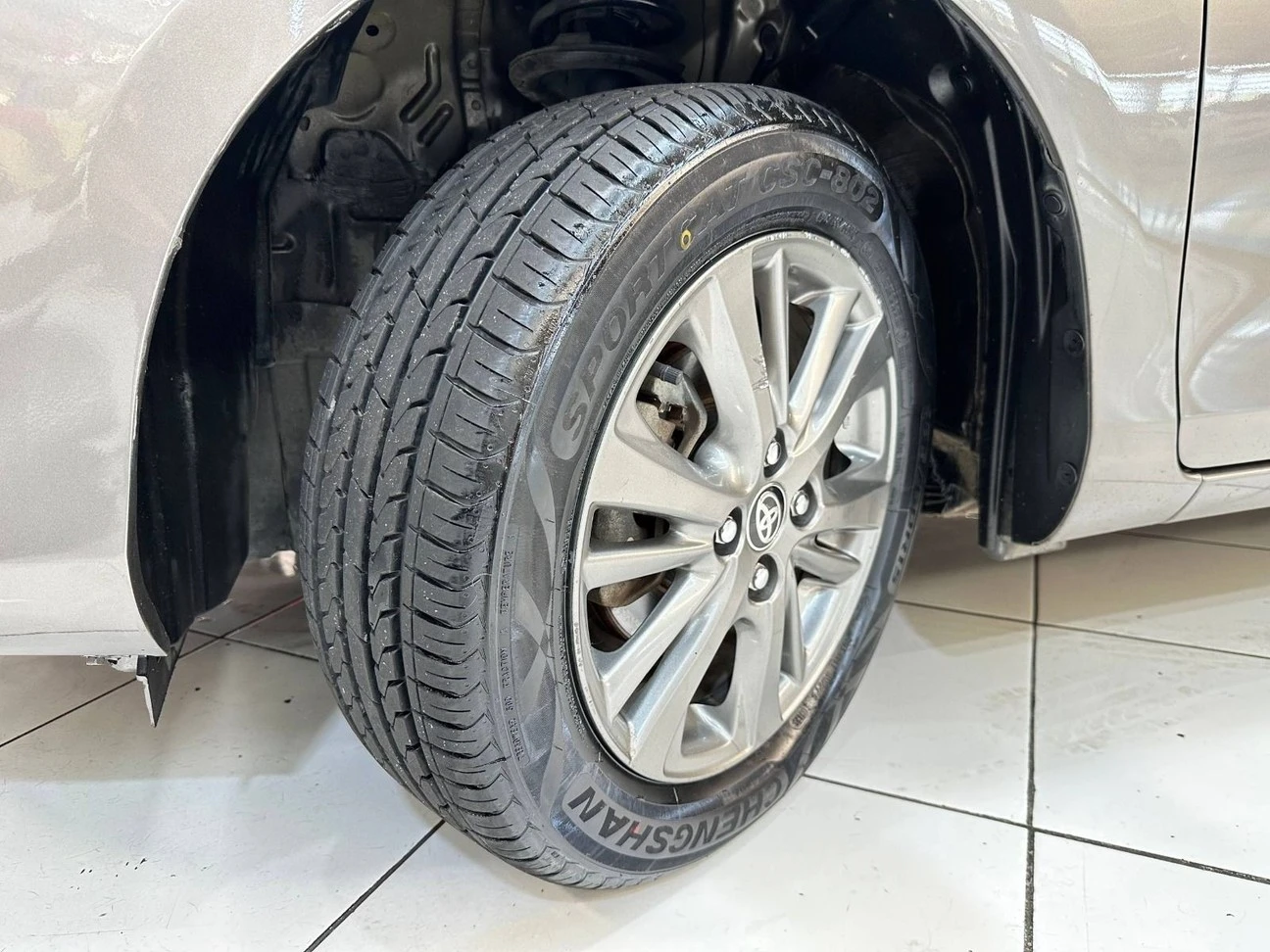 TOYOTA YARIS