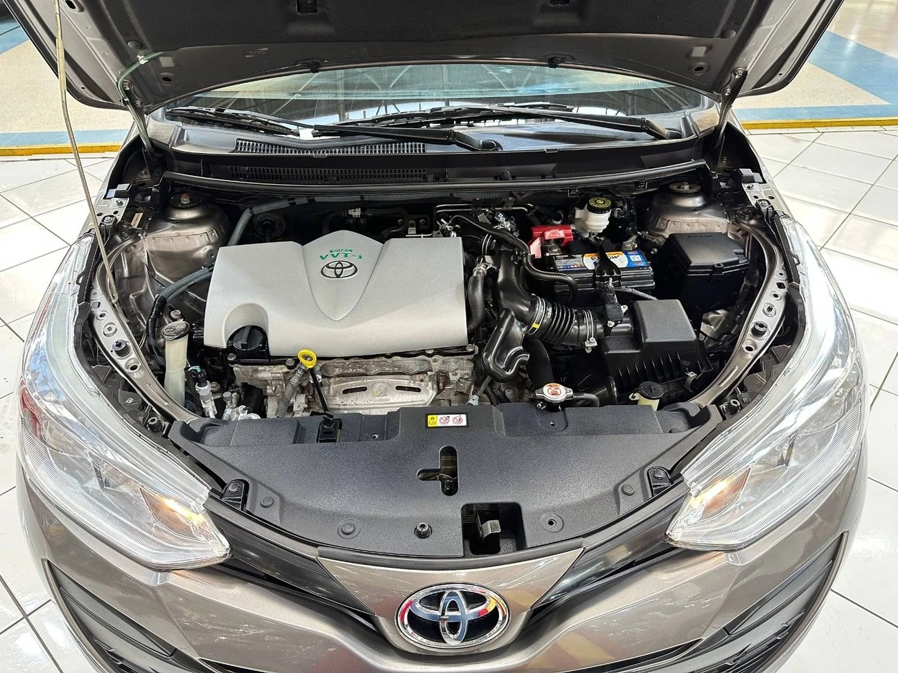 TOYOTA YARIS
