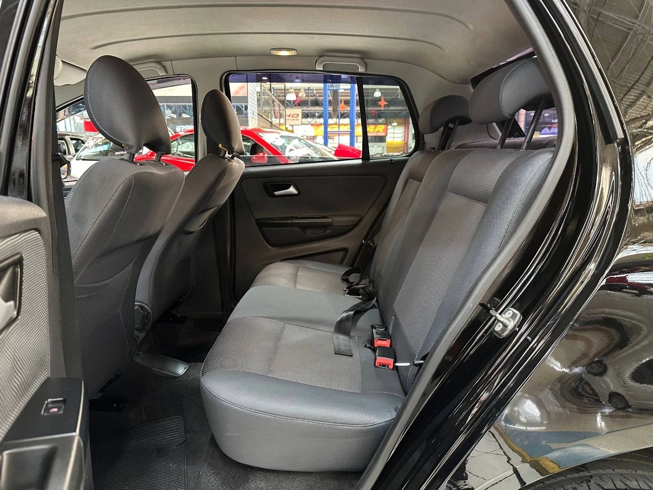 VOLKSWAGEN FOX