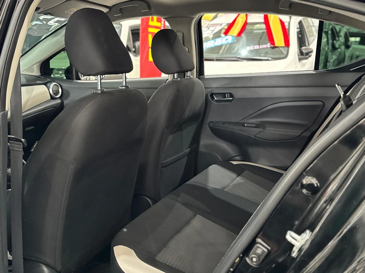 NISSAN VERSA