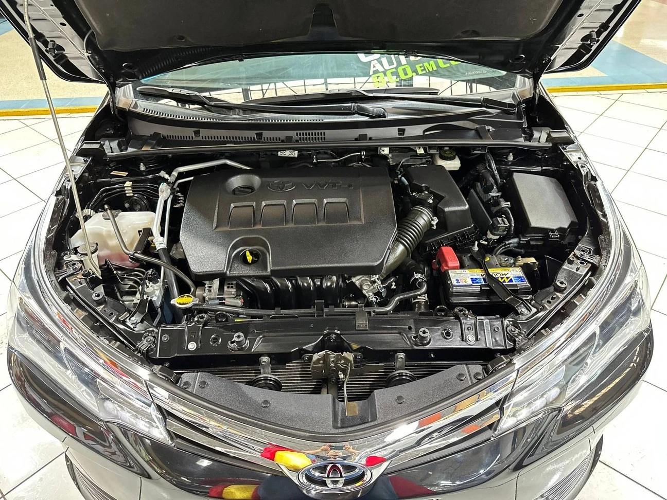 TOYOTA COROLLA