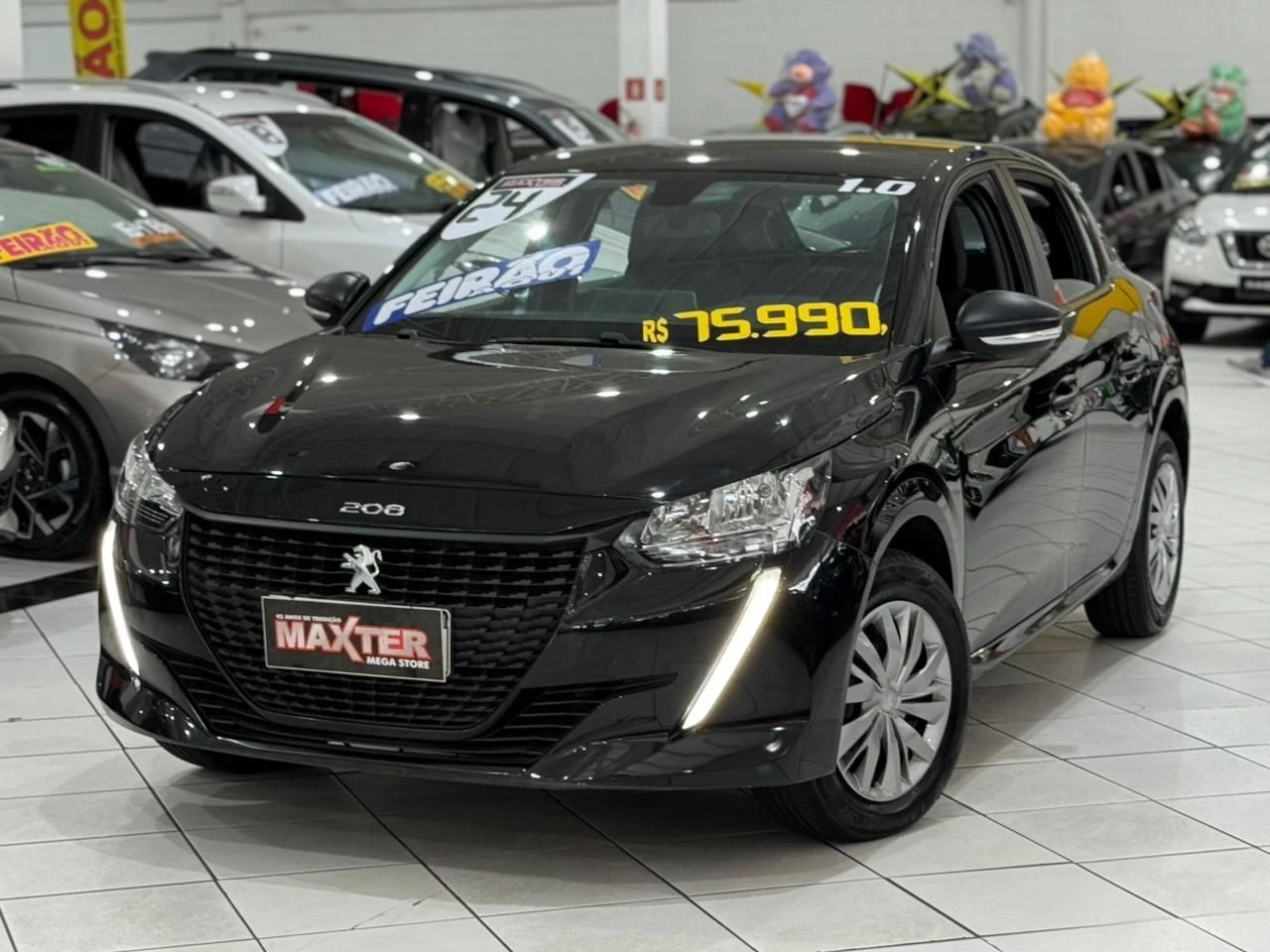 PEUGEOT 208
