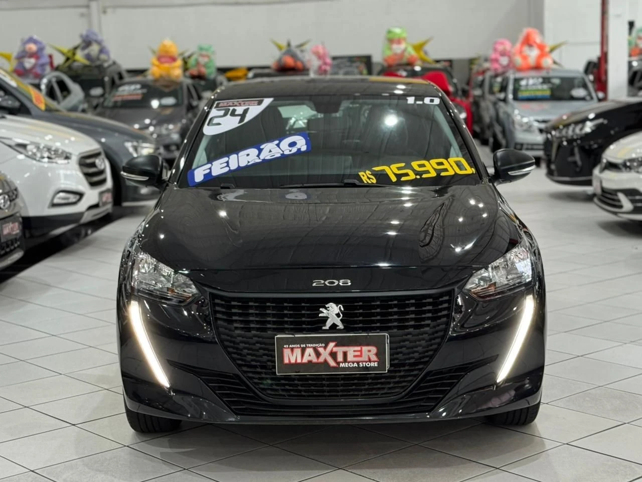 PEUGEOT 208