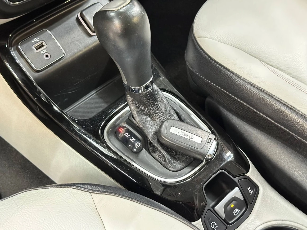 JEEP COMPASS